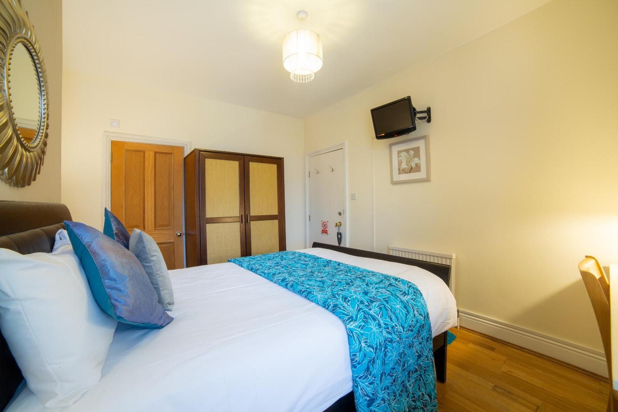 Oyo Lina Guest House Oksford Zewnętrze zdjęcie